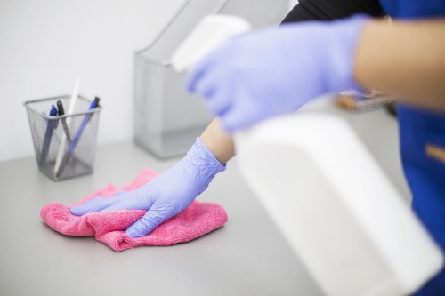 Thorough Kentishtown deep cleaning service in a modern kitchen